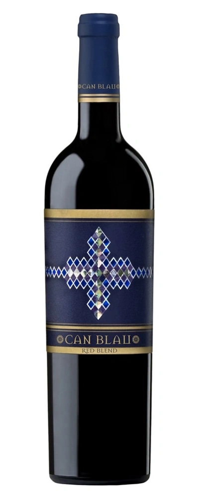 Eine Flasche Rotwein mit dem Etikett CAN BLAU RED BLEND.