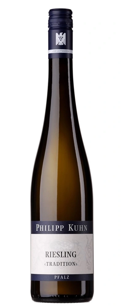 Weinflasche von Philipp Kuhn, Riesling Tradition, Pfalz, Deutschland. Weißwein.