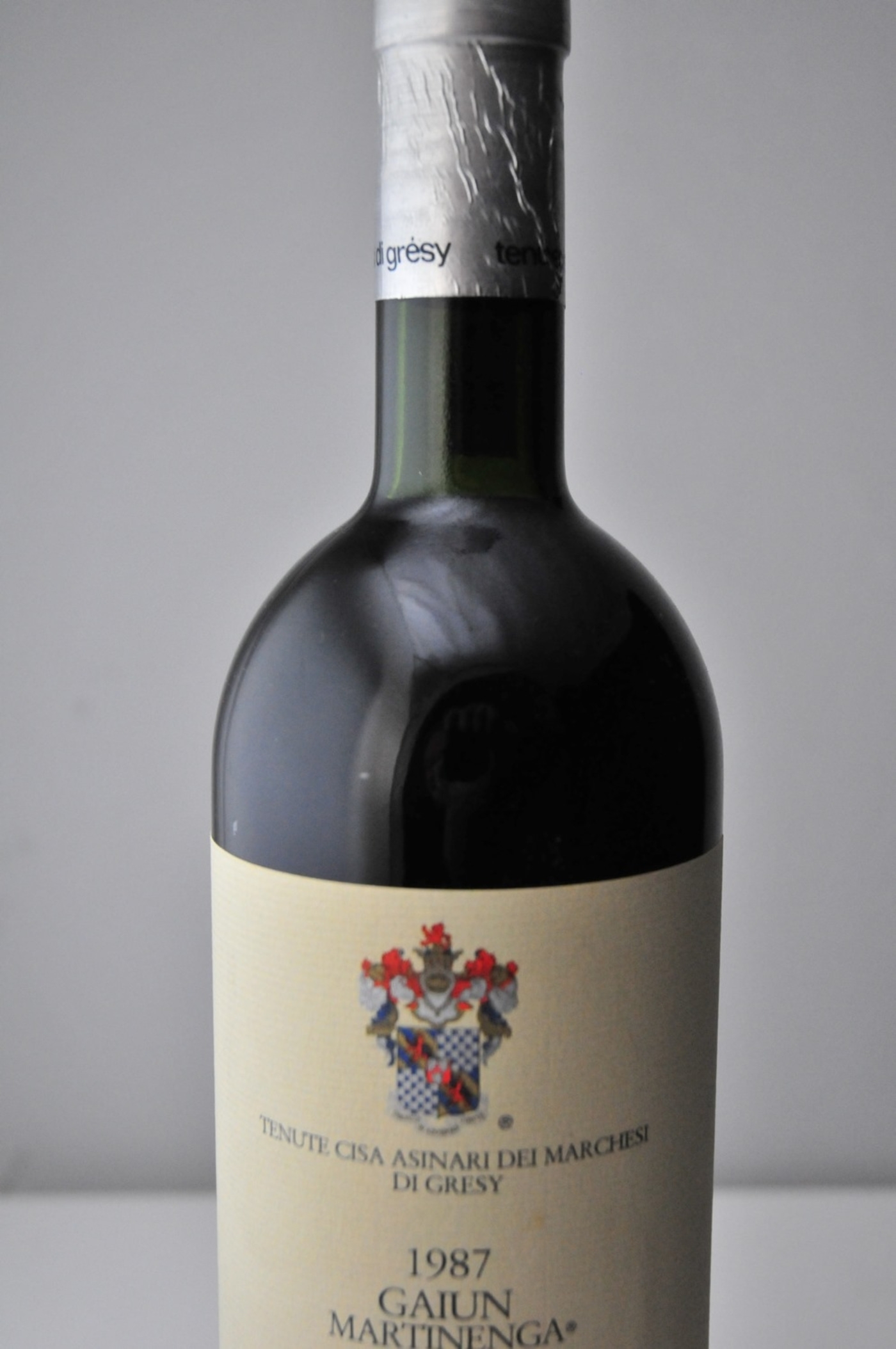 Wein-Flasche mit Etikett, Jahrgang 1987, Gaiun Martingenga, Tenute Cisa Asinari