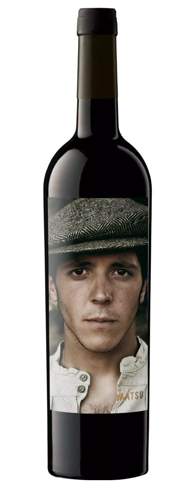 Wein-Etikett mit Porträt eines Mannes mit Mütze und dem Schriftzug MATSU.