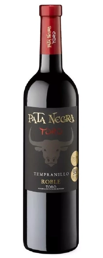 Eine Flasche Rotwein der Marke Pata Negra Toro mit einem Stierkopf-Logo.