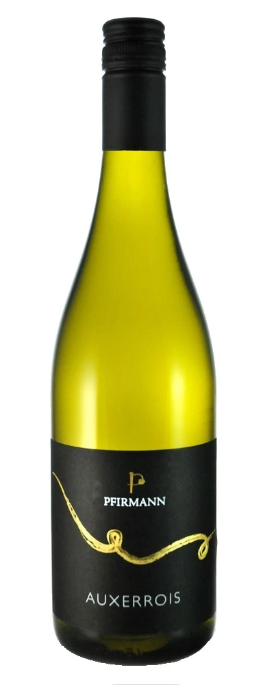 Weinflasche mit schwarzem Etikett und goldener Schrift, Auxerrois-Wein.
