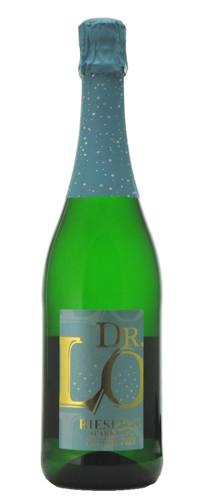 Grüne Flasche Sekt mit blauem Verschluss und Etikett mit Aufschrift DR. LO Riesling