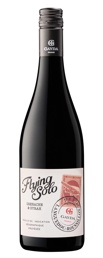 Wein-Flasche mit Etikett 'Flying Solo' von Gayda, Grenache & Syrah, Pays d'Oc.