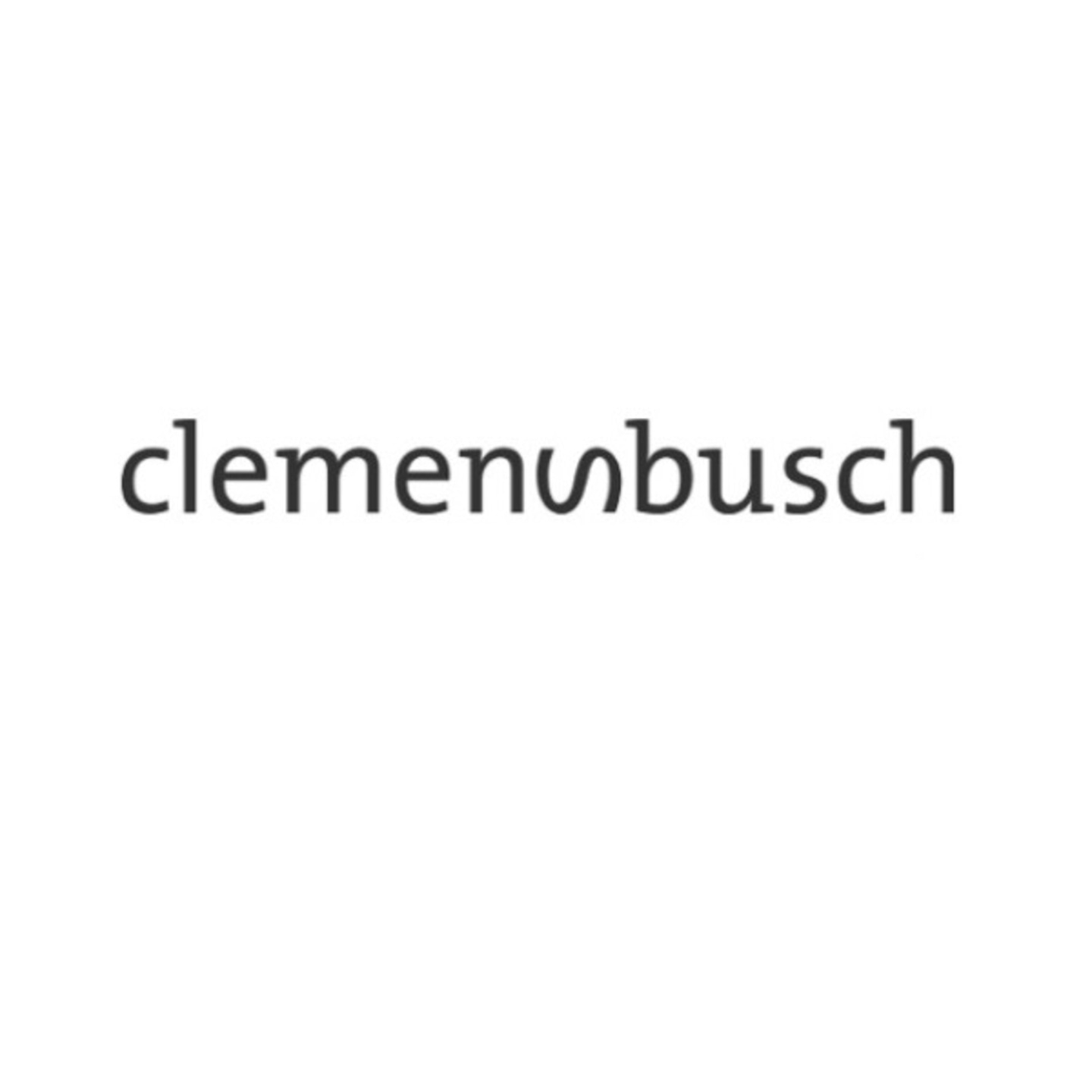 Logo von clemen
busch, Schriftzug in dunkler Schrift auf hellem Hintergrund