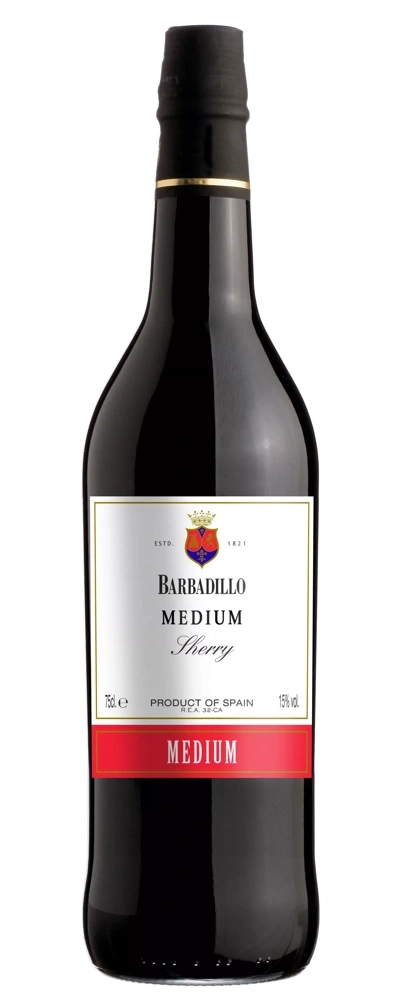 Eine Flasche Barbadillo Medium Sherry mit rotem Etikett