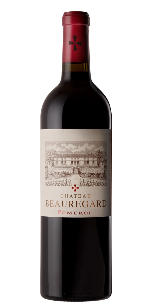 Eine Flasche Rotwein mit dem Etikett Château Beauregard Pomerol auf weißem Hintergrund.