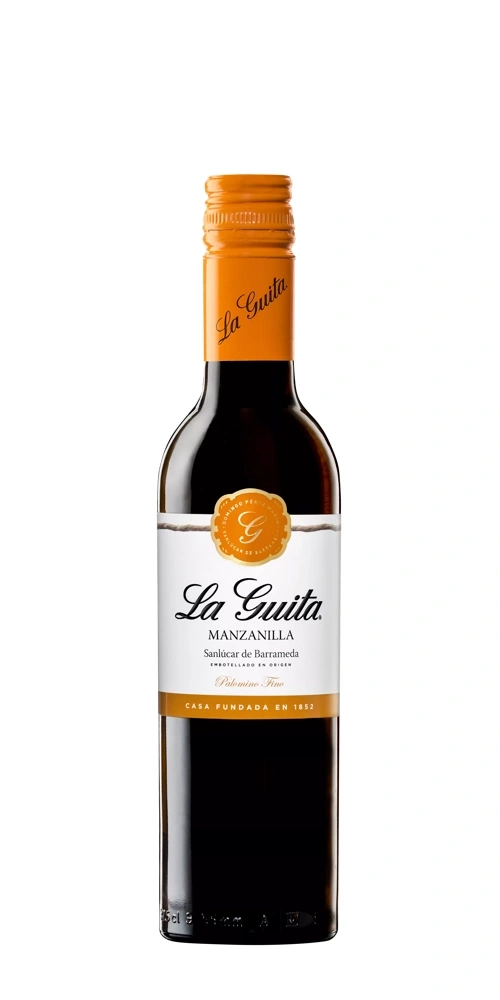 Eine Flasche des Weins La Guita Manzanilla mit einem orangefarbenen Etikett und Verschluss.