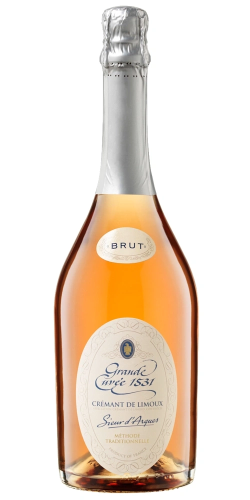 Eine Flasche Rosé Crémant de Limoux mit Etiketten und silbernem Verschluss.